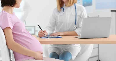 Jak wybrać najlepszego ginekologa do prowadzenia ciąży? Poradnik dla przyszłych mam